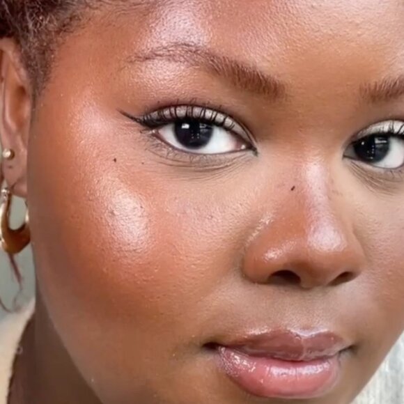 RMS Beauty Eyelights Cream Eyeshadow | ECLIPSE: a mossy silver - Picture 8 of 12